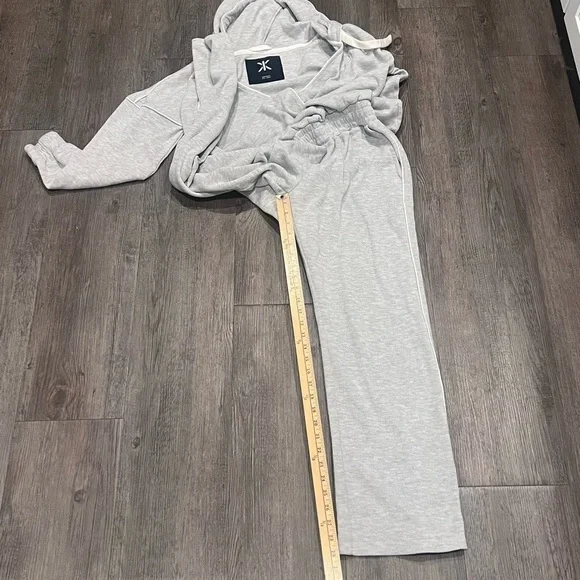 Women’s Sz SMALL Legacy Bumper Jumpsuit - Picture 5 of 6